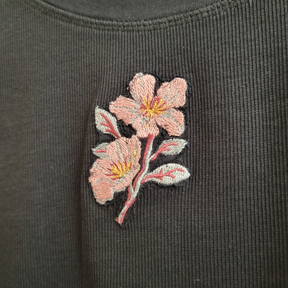 #237- Free People At The Park Long Sleeve Tee in Black NWOT - Picture 6 of 8